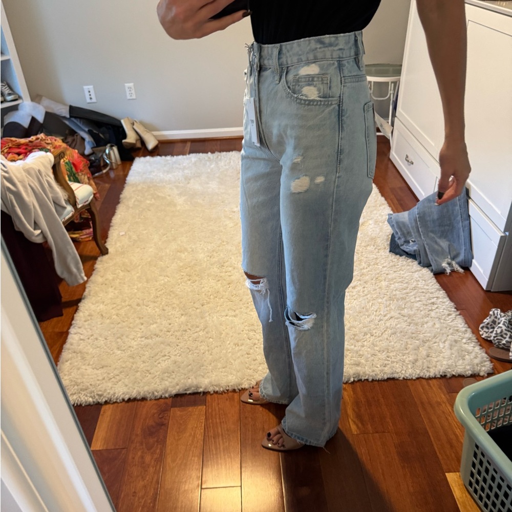 High Rise Light Blue Jeans - Picture 10 of 13